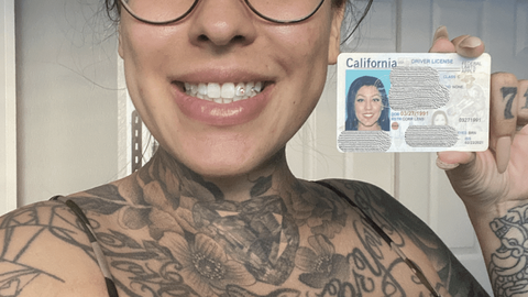 USA-DL 50+ Sets | Front-Back | Holding Selfie | SSN & Address Etc.