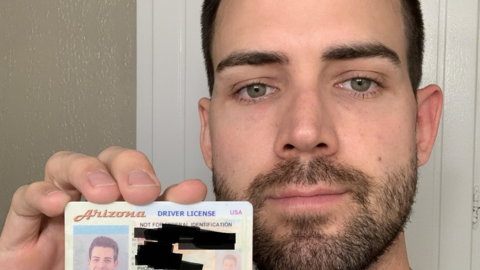 x20 White Male IDS, DL Front-Back Holding Selfie, SSN By DaarkShop